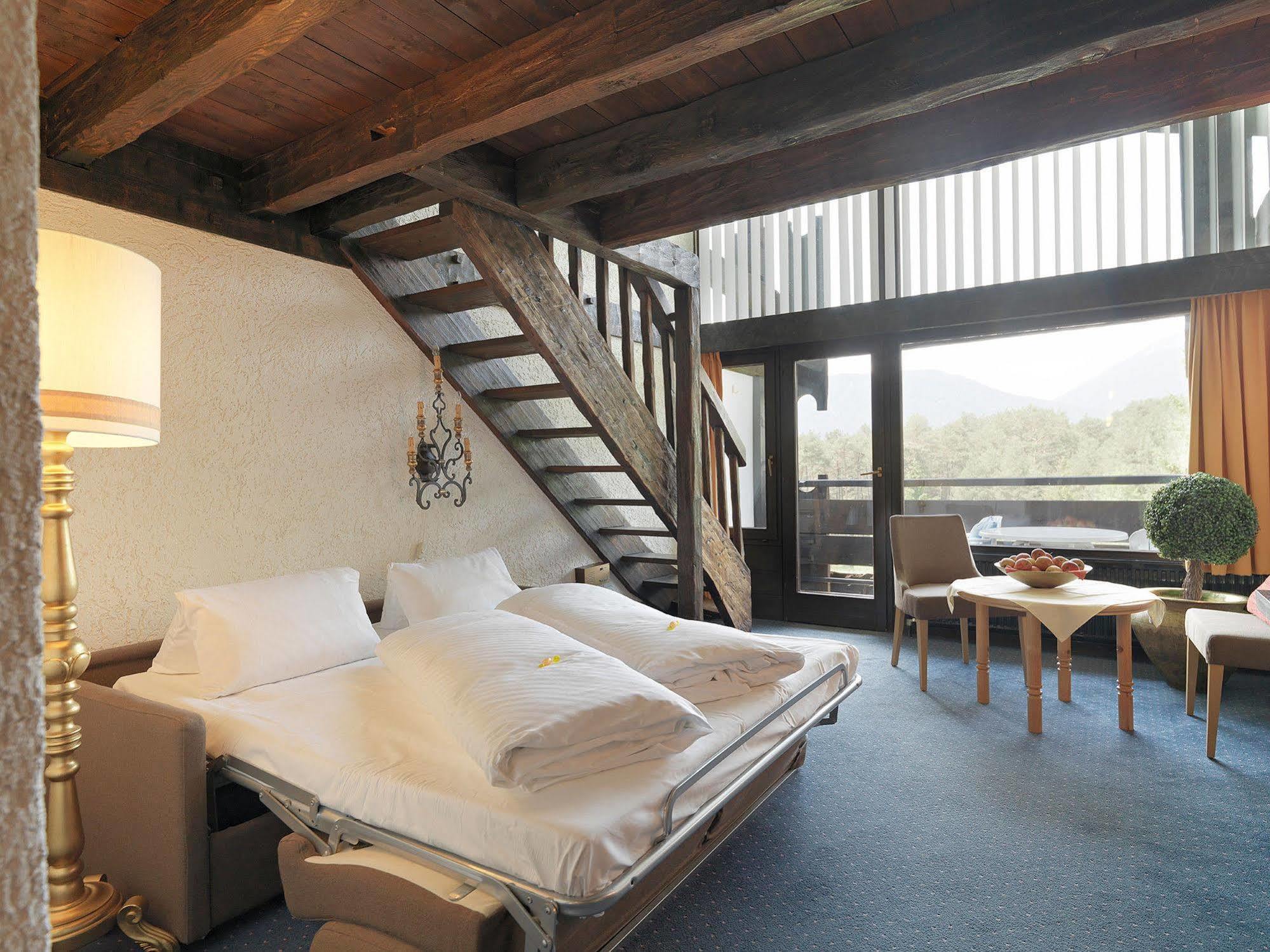 Kaysers Tirolresort - Wohlfuehlhotel Fuer Erwachsene Mieming Esterno foto
