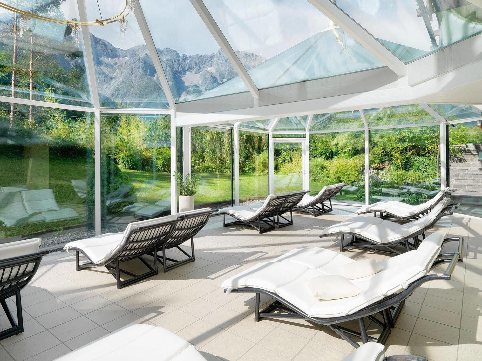 Kaysers Tirolresort - Wohlfuehlhotel Fuer Erwachsene Mieming Esterno foto